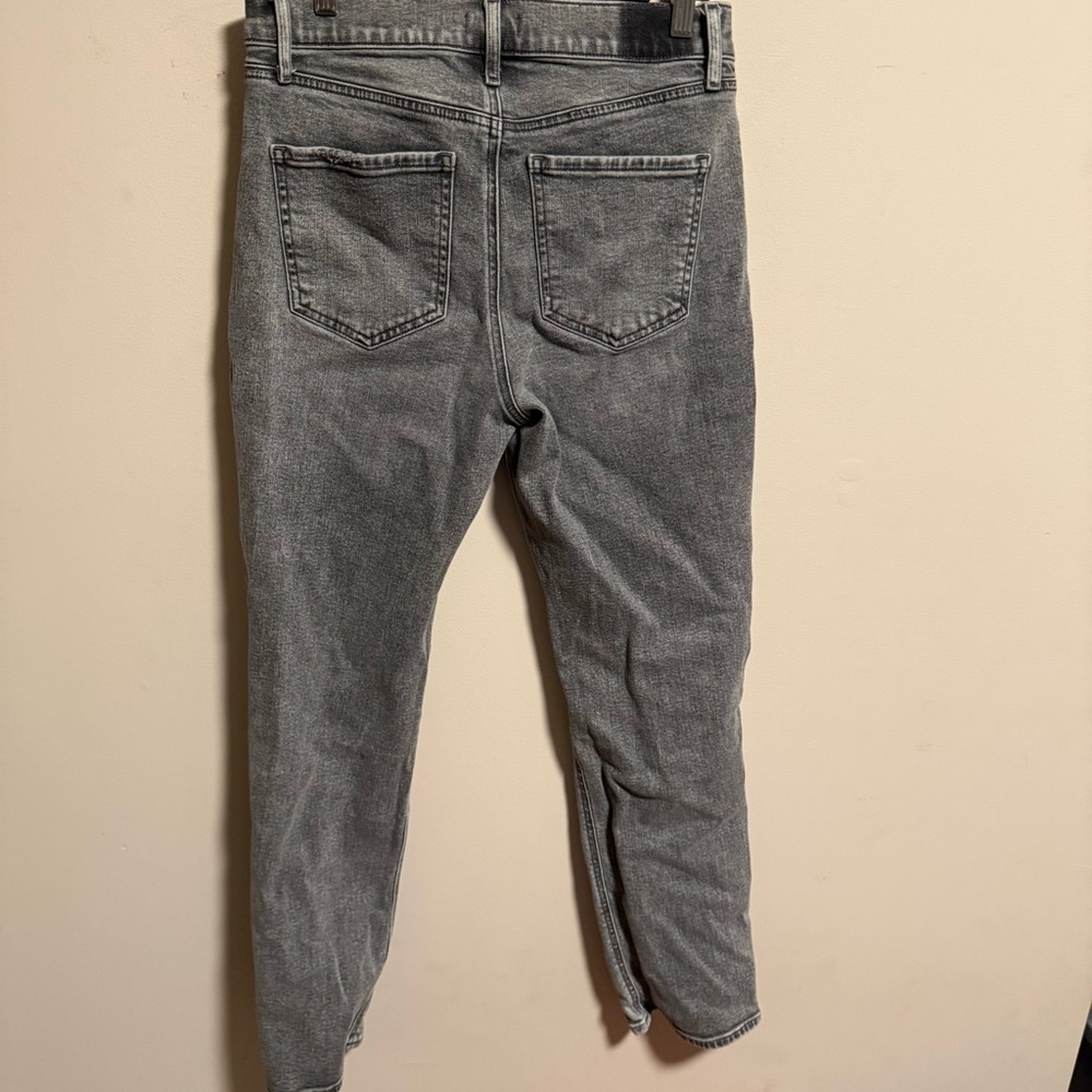 Express Ripped Pearl and Rhinestone Embellished Modern Straight Jeans- Size 6 - Picture 9 of 10